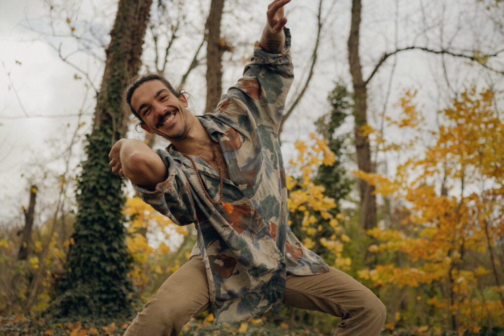 Nicolas Loewer dancing freely and happily